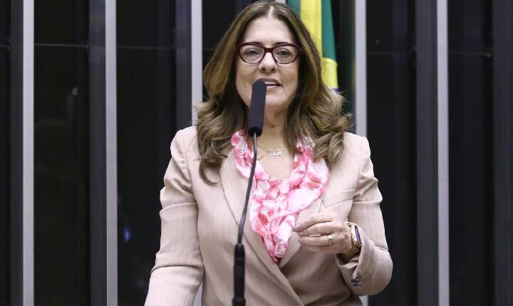 Comissão aprova acesso a direitos sociais e previdenciários a mulheres da pesca artesanal