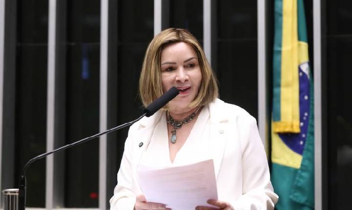 Comissão aprova regras para garantir continuidade dos estudos de vítimas de violência nas escolas
