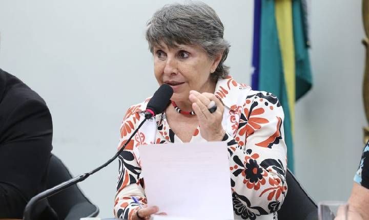 Comissão debate impactos sobre trabalhadores demitidos da Oi e da Serede