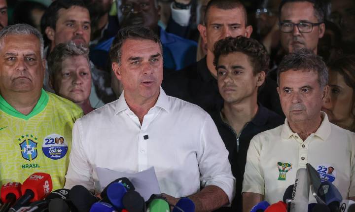 PF investiga circunstâncias da fuga de Flávio Bolsonaro do Brasil