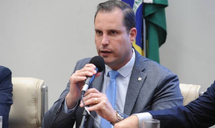 Projeto proíbe reserva de mercado na pesca esportiva e exige base científica para restrições estaduais