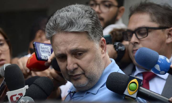 TRE-RJ indefere registro de Garotinho para candidato a governador