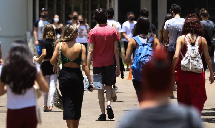 Unesco: matrículas no ensino superior mais que dobraram no mundo 