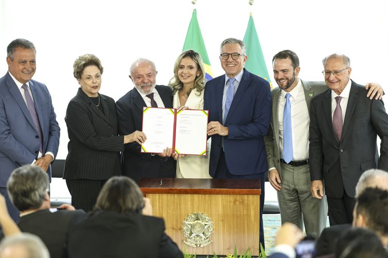 Governo federal vai construir primeiro hospital inteligente do SUS